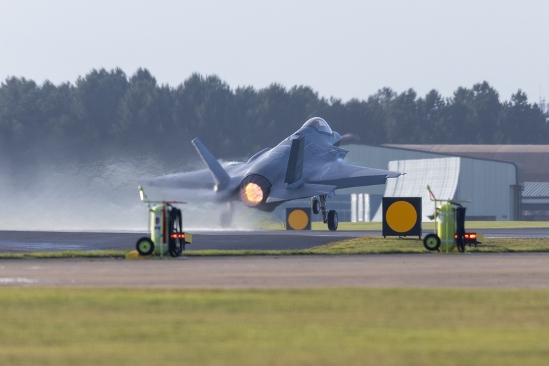 追击委内瑞拉有关油轮“马里涅拉号，”美军F-35战机紧急部署撤离。