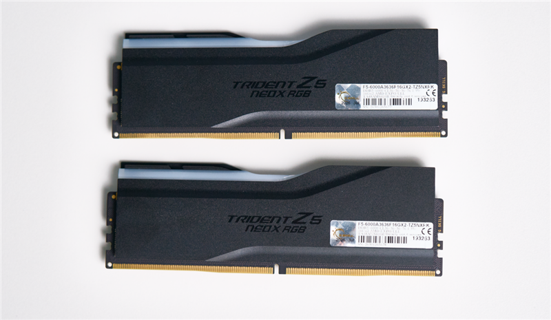 EXPO ULL到底有多强!技嘉X870E AORUS ELITE X3D主板评测:一键提升5%游戏帧率
