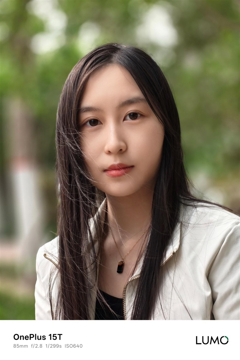 小屏不妥协配置反升级！一加15T手机深度评测：小巧玲珑的满血性能旗舰