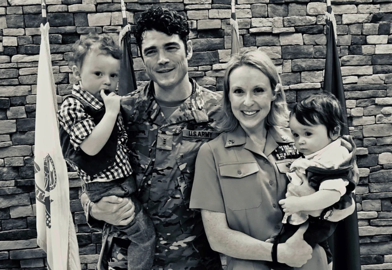 ▲肯特和香农以及他们的孩子