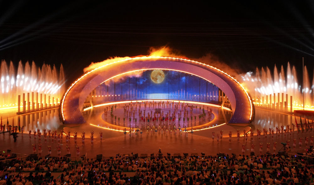 这是2026年4月30日拍摄的闭幕式现场。新华社记者 晋美多吉 摄