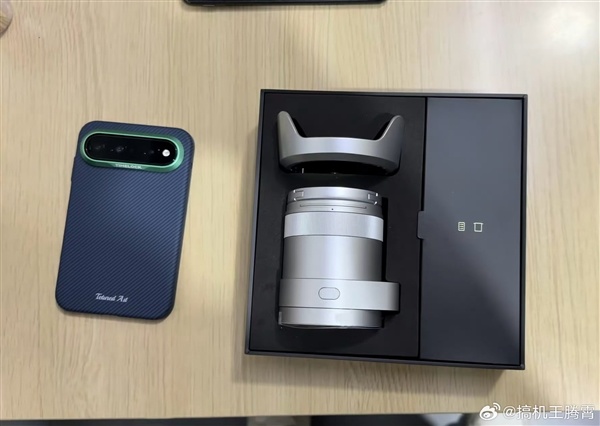 华为Mate 90系列巨炮真机现身:体积巨大!堪比相机镜头