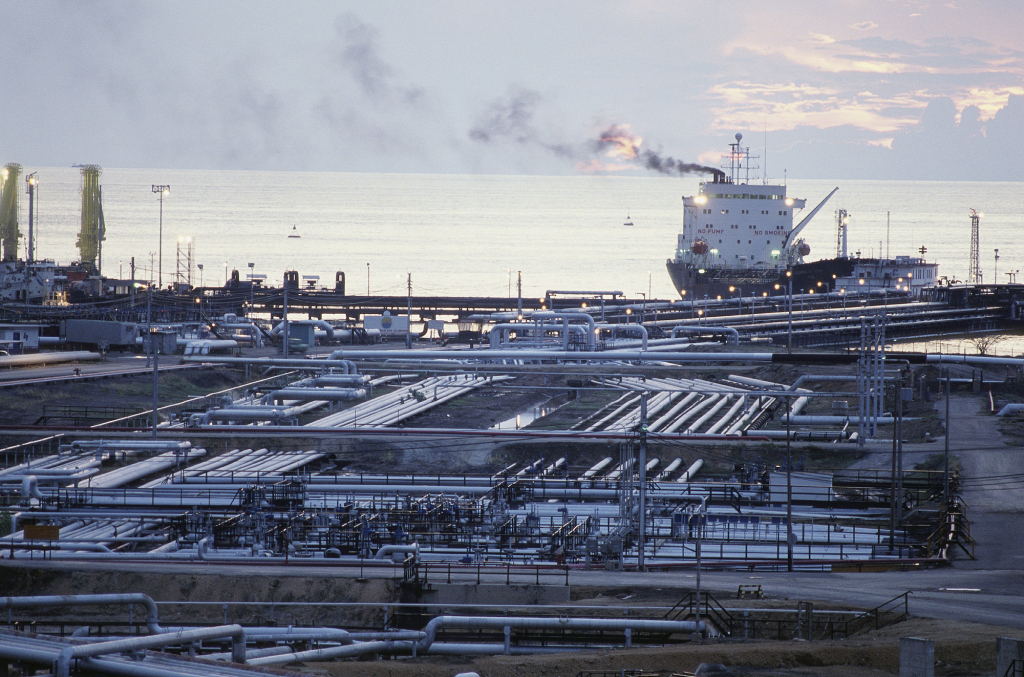 委内瑞拉最大炼油厂阿穆艾炼油厂(资料图)。