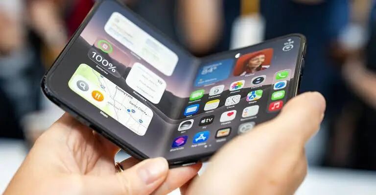 The iPhone Duo's hardware doesn't look special, but its software might be | The Verge