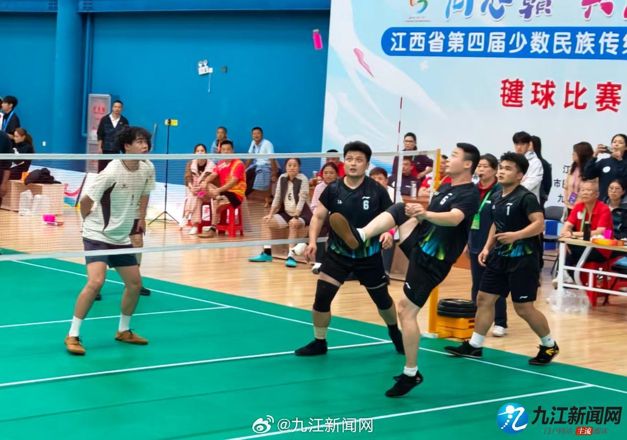 【#九江毽球队备战参赛见闻#】一踢接起、二踢调整、三踢过网，小小毽球