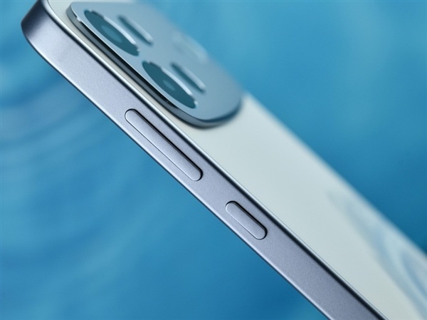 OPPO A7 Pro Max上手体验：万级大电板7年耐用
