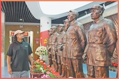 英雄史诗 世界回响