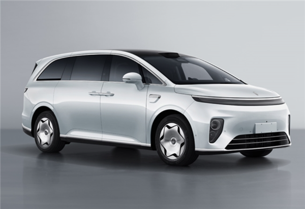 拒绝方盒子造型！享界V8实车图曝光：预计售价30万起