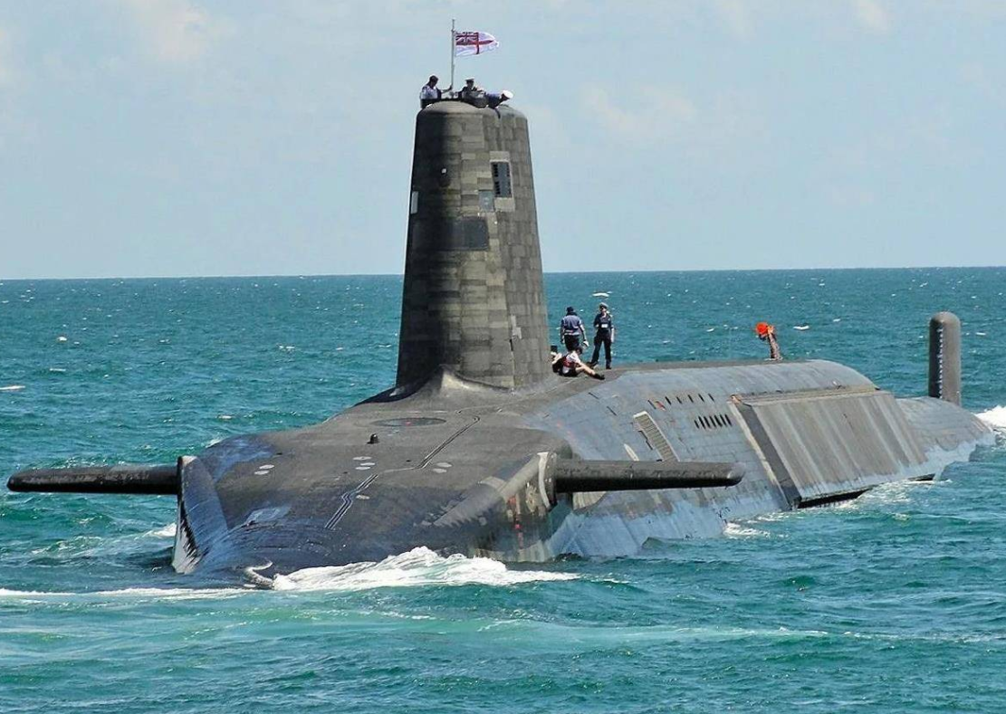 英军时尚级策略导弹核潜艇