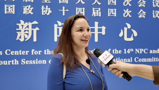 保加利亚《杜马报》记者塔尼亚&middot;格卢赫切娃