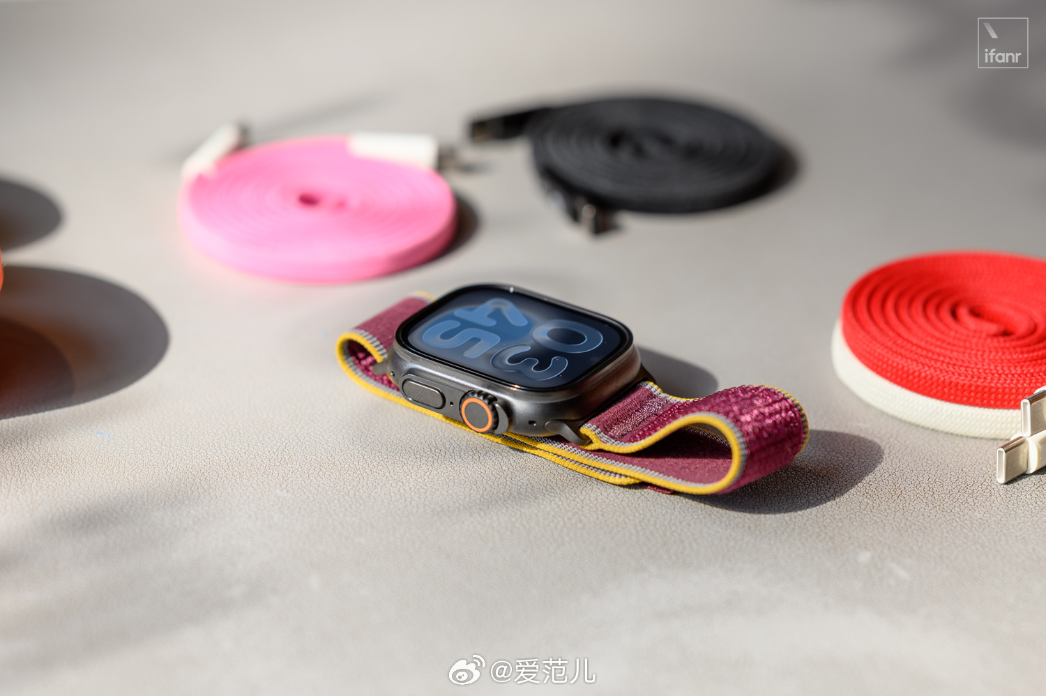#爱范儿图赏#|Apple Watch Series 12 与 Ul