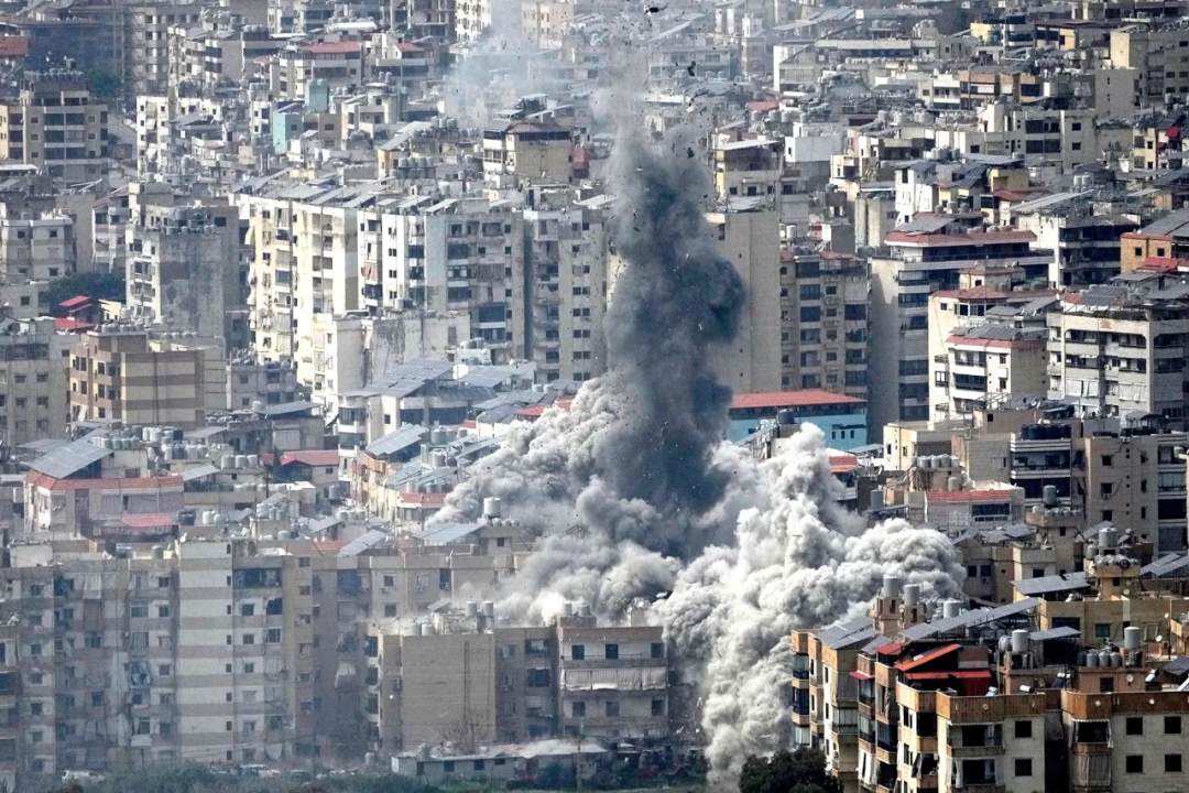 ▲以色列同时在轰炸黎巴嫩。（图源：CNN）