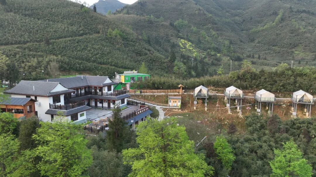 神木山白鹇山舍民宿.jpg