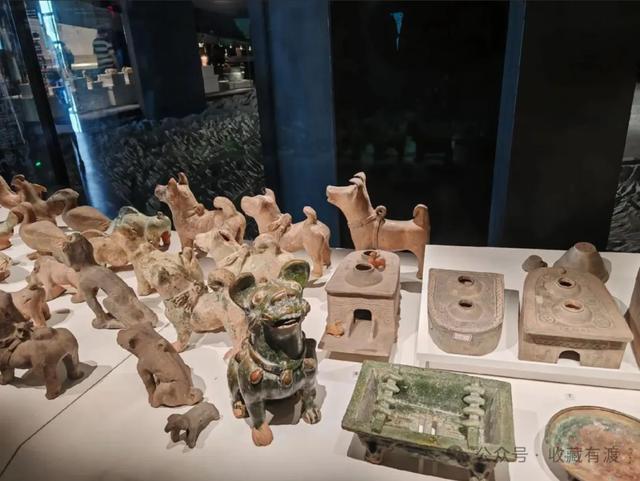 同展区汉代小狗陶俑群（其他贵族墓出土）