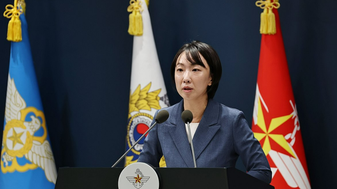 韩国国防部发言人郑缤娜 资料图 图源：韩媒