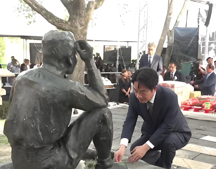 图注：赖清德膜拜日本殖民者铜像。