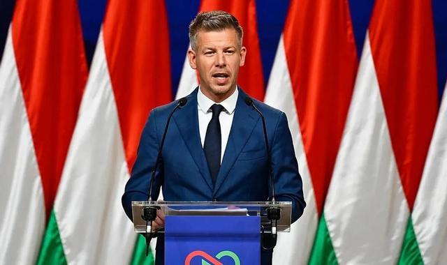 (毛焦尔召开新闻发布会)