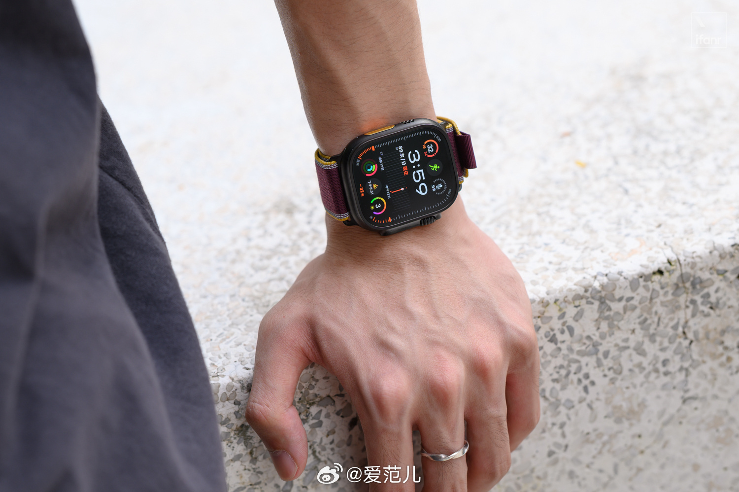 #爱范儿图赏#|Apple Watch Series 12 与 Ul