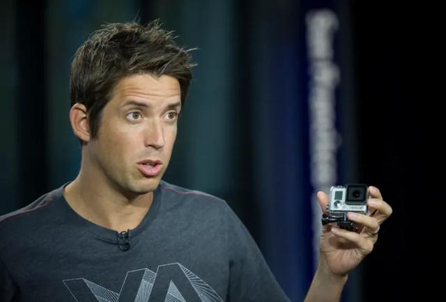 暴跌百亿的“相机圈苹果”,为轻视中国付出代价