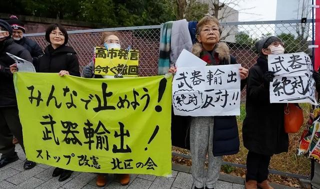 日本物价还在暴涨，一颗白菜42元东说念主民币，高市早苗降税策略失败？