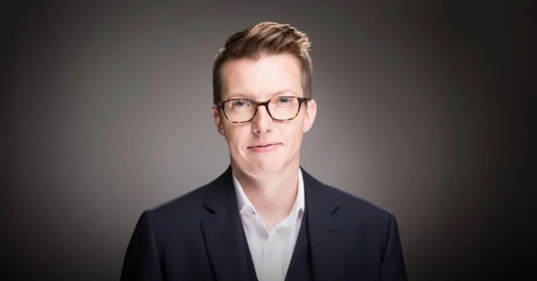 折叠屏iPhone或命名为iPhone Ultra/雷军:未来每天上班两小时就够了/龙虾之父辟谣官方微博账号:从没用过微博