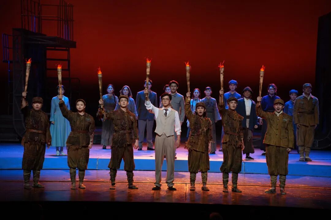 演出现场。（1）.jpg