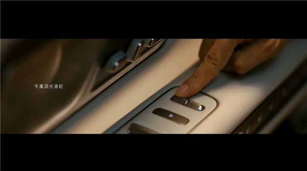 42万元的蔚来ES9发布 友商高管们今夜还睡得着吗