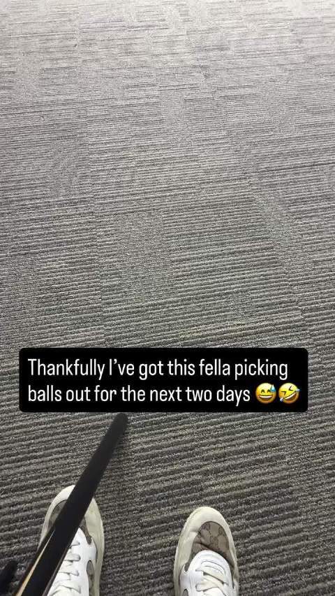 威尔逊晒出动态，和吴宜泽一起在丁俊晖斯诺克学院训练，备战世锦赛！