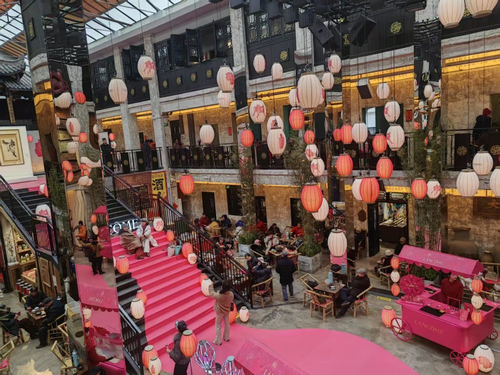 成都市青羊区大旗茶馆。新华社记者 董小红 摄