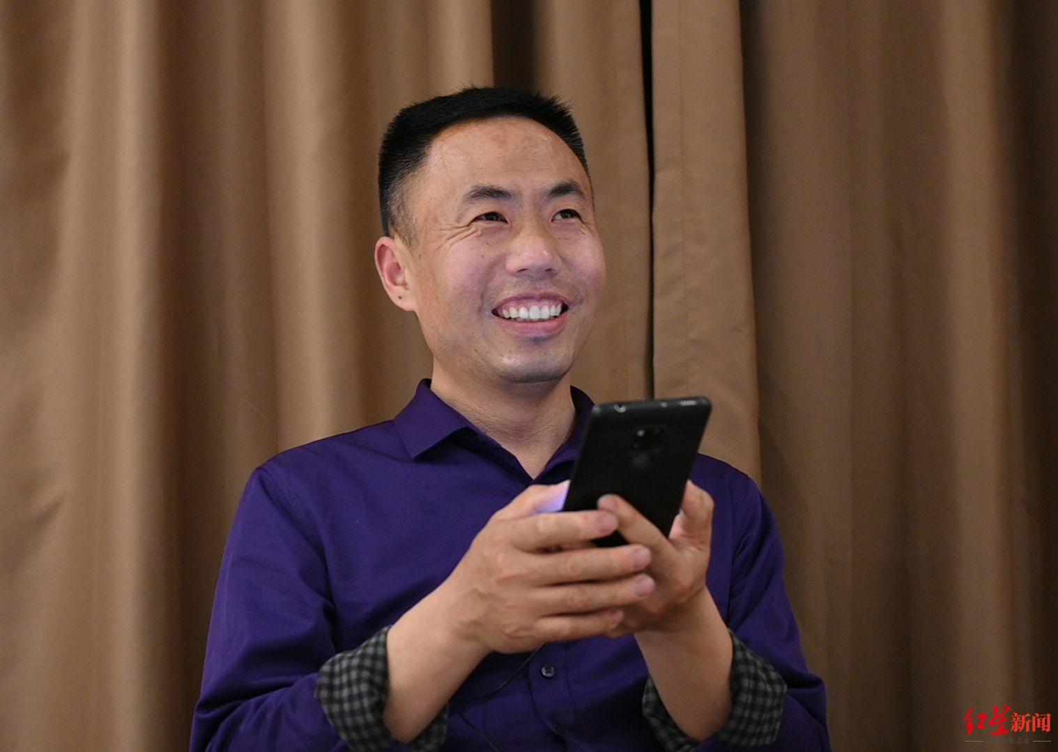 被拐儿童父亲:“梅姨”65岁 长得并不凶狠 但眼神凌厉