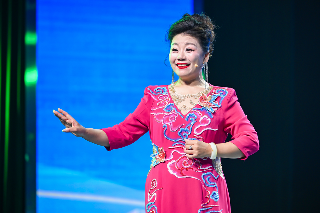 选手登台表演。主办方供图