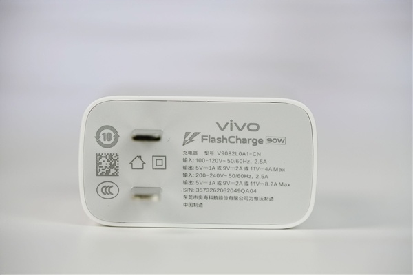 万级续航+IP68防水！ vivo Y600 Pro手机全面评测：蓝厂新一代户外机皇实至名归