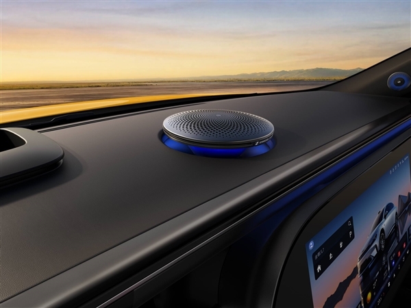 小米SU7的竞品+1!smart精灵6号内饰官图公布:浓郁奔驰味