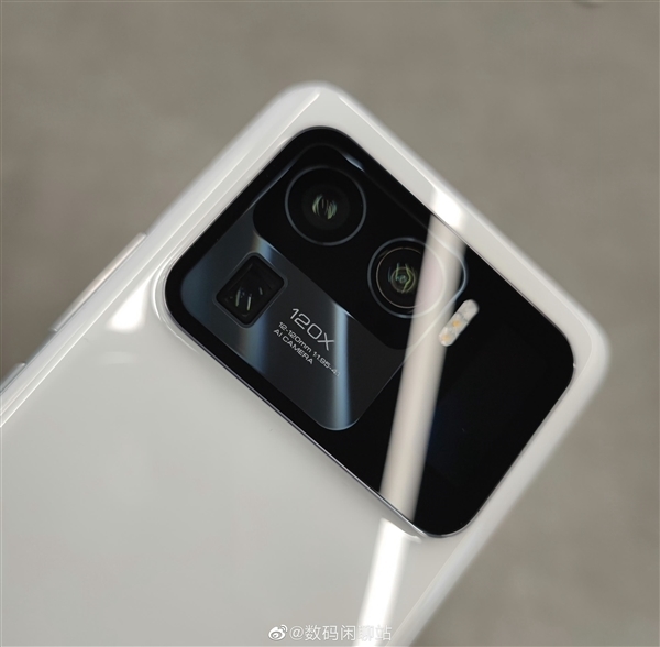 经典永不外时！5年前的小米11 Ultra放到今天依旧能打：建立堆料相配激进