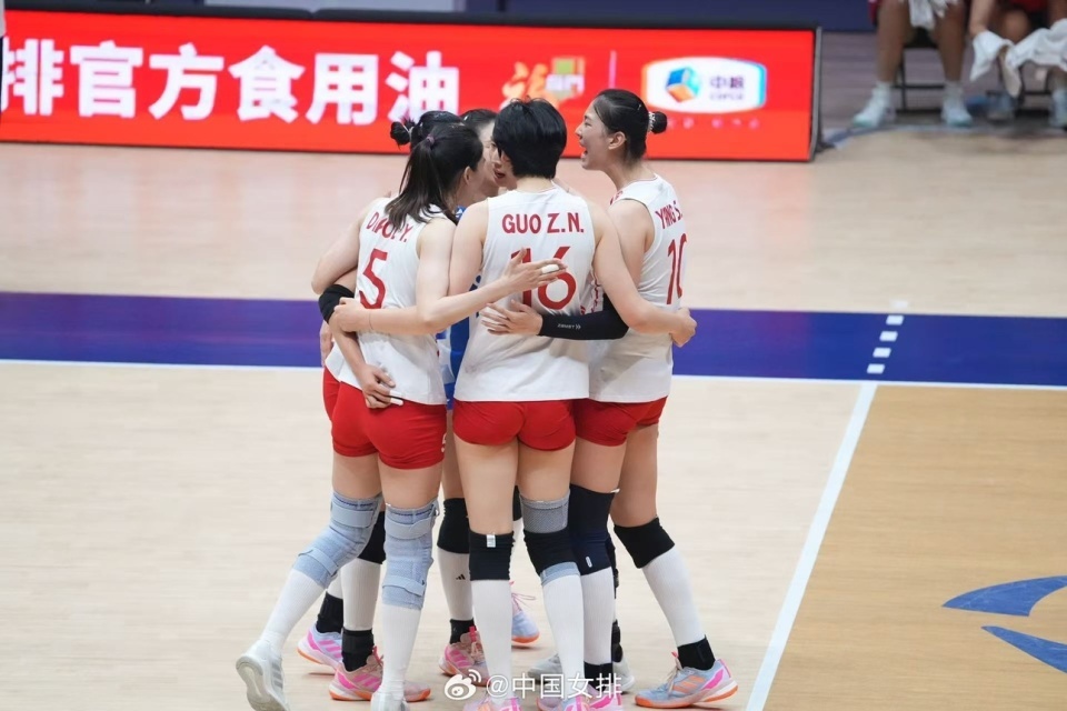 杨毅:中国女排在亚洲也丢了冠军,只能归结为人祸 杨毅:中国女排在亚洲也丢了冠军,只能归结为人祸
