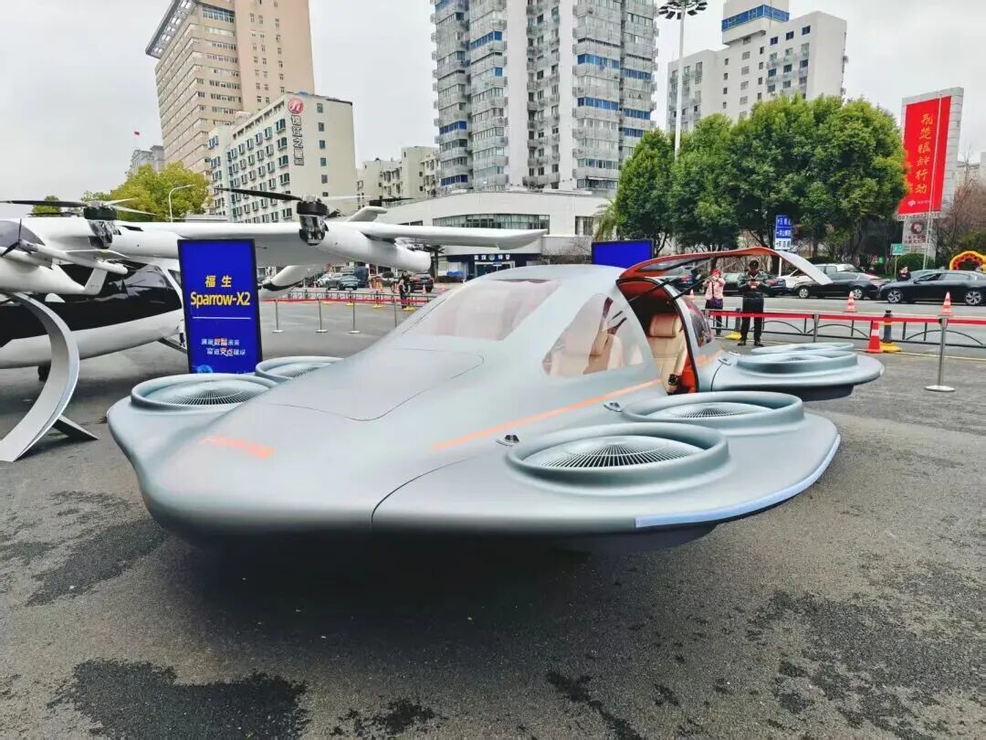 全球首创的全涵道式吨级“飞碟”eVTOL