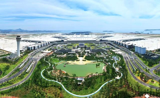 厦门新航空枢纽犹如展翅欲飞的“白鹭”,图为翔安机场航拍图。厦门翔业集团供图
