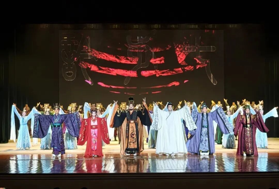 演员谢幕 (2).jpg