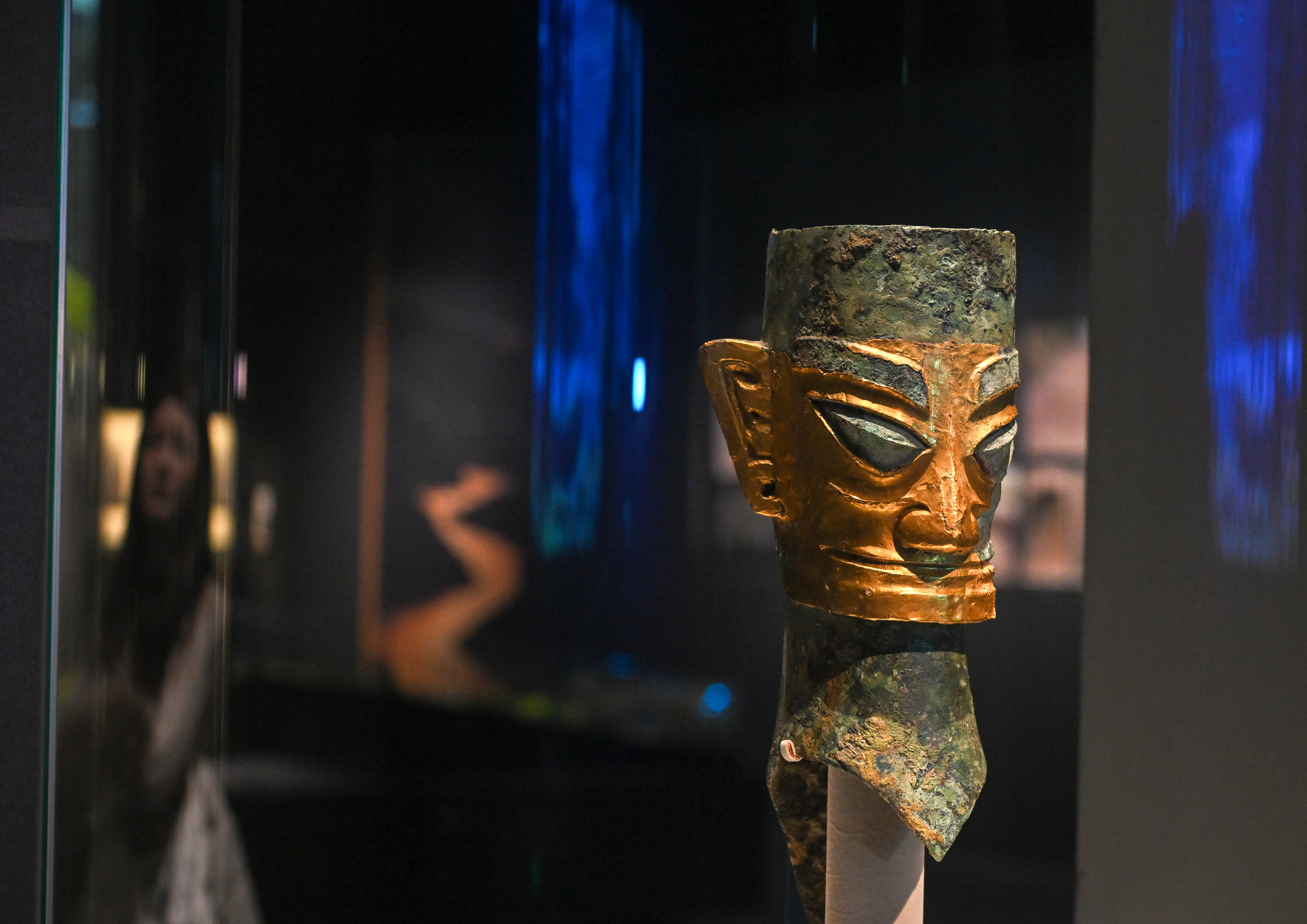 三星堆—金沙遗址古蜀文明展在国博开幕(7)_凤凰网