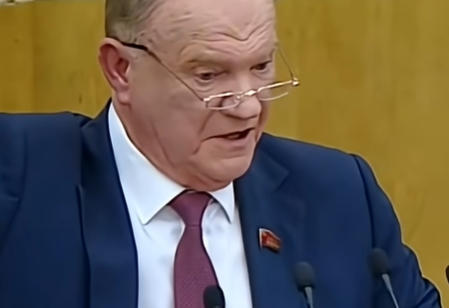 俄共领导人久加诺夫21日在国家杜马提到博尼亚 视频截图