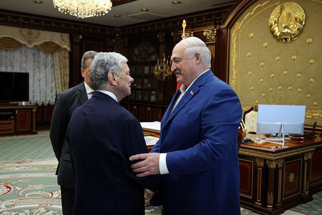 科尔和卢卡申科