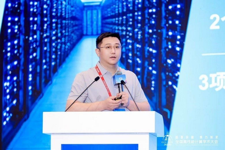 是石科技（平湖）有限公司创始人兼董事长闫博文.jpg