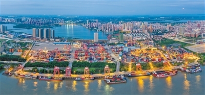 武汉阳逻港全景。　