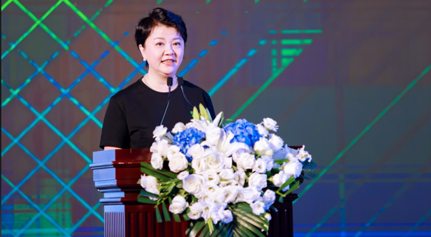 地上铁董事长兼CEO张海莹