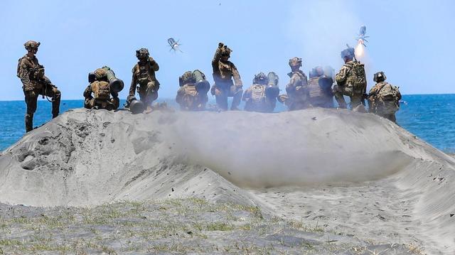 日本自卫队参加美菲军演