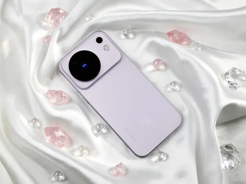 vivo X500深度体验：标准版的名，Pro之心