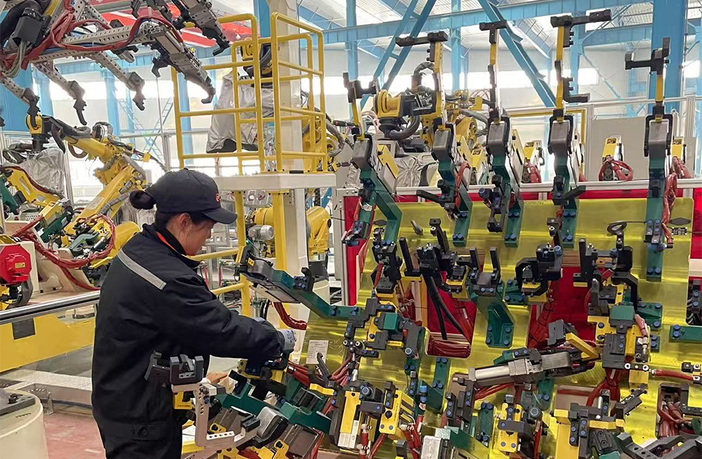 沈阳地通汽车部件有限公司生产车间