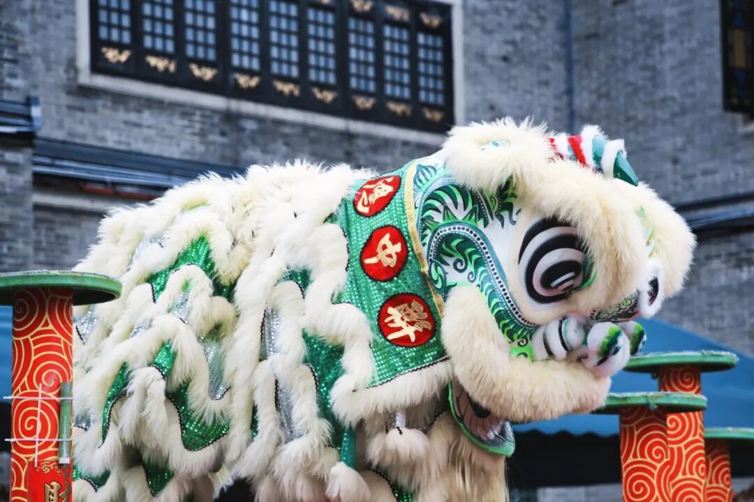 摄图网_502367358_佛山舞狮_(企业商用) (1).jpg