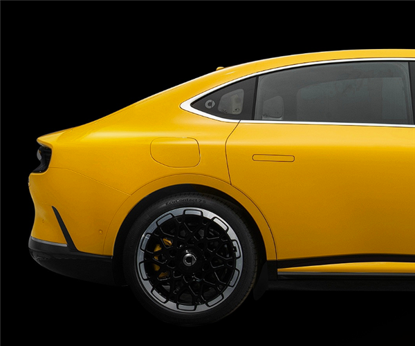 小米SU7的竞品+1!smart精灵6号内饰官图公布:浓郁奔驰味