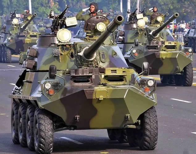 古巴装备的轮式突击炮,这些突击炮具备较强的机动能力。